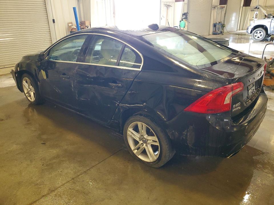 Photo 2 from auction – 2014 VOLVO S60 with VIN YV1612FH8E2276691