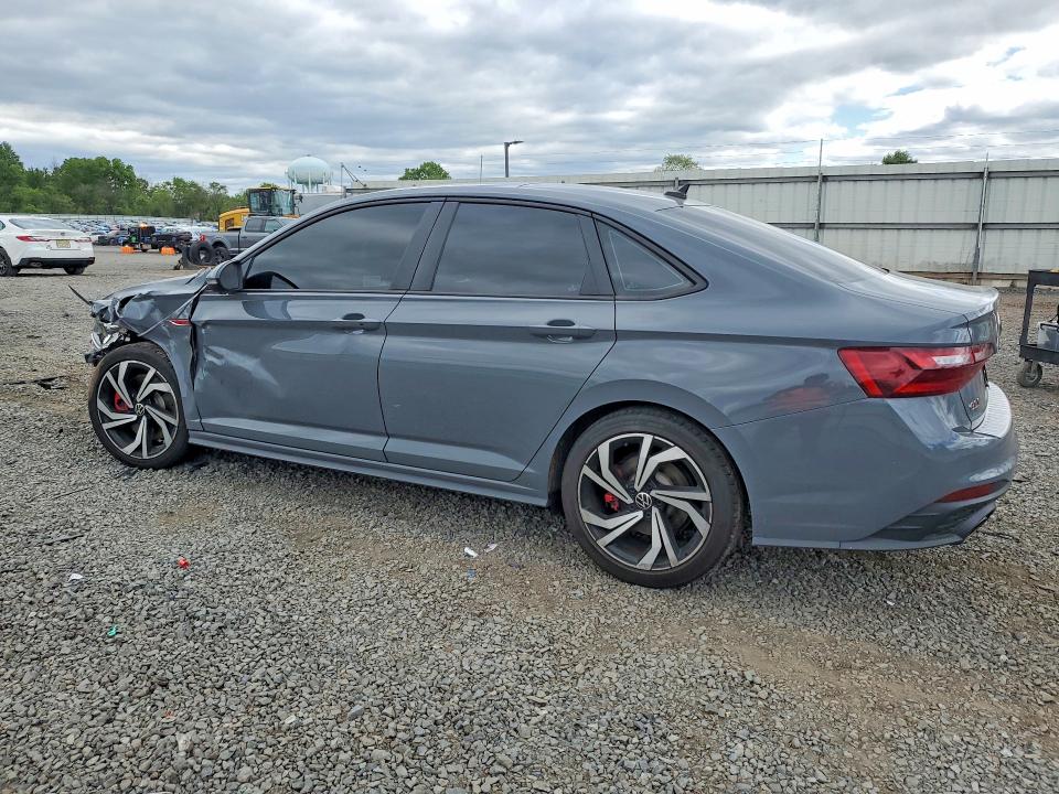 Photo 2 from auction – 2024 VOLKSWAGEN JETTA with VIN 3VW2T7BU9RM047656