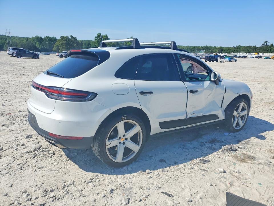 Photo 3 from auction – 2020 PORSCHE MACAN with VIN WP1AA2A55LLB06243