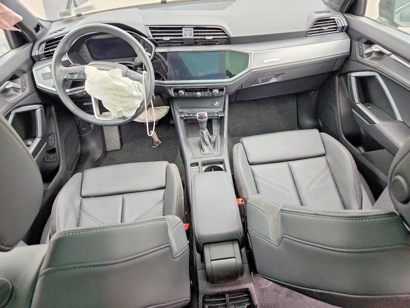 Photo 8 from auction – 2022 AUDI Q3 QUATTRO with VIN WA1DECF30N1132256