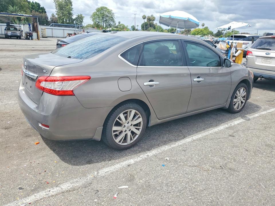 Photo 3 from auction – 2015 NISSAN SENTRA with VIN 3N1AB7AP2FY258136
