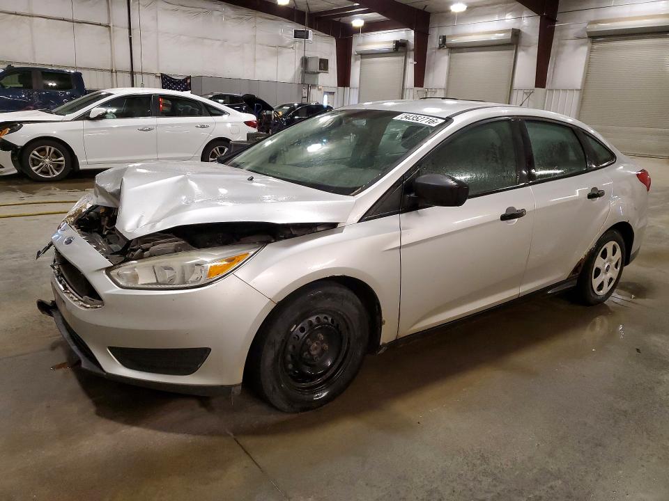 FORD FOCUS 2015 с VIN 1FADP3E26FL216778 - Снимка от търг