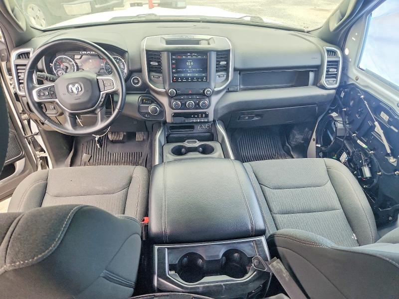 Фото 8 с аукциона – 2021 RAM 1500 с VIN 1C6RREFT7MN629430