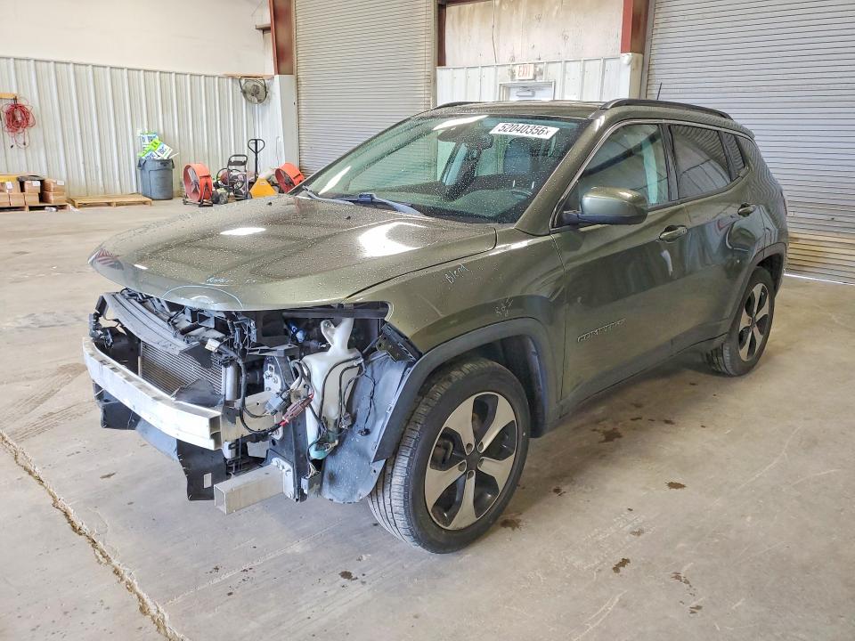 JEEP COMPASS 2017 with VIN 3C4NJCBB6HT658696 - Photo from auction
