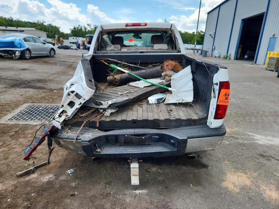 Photo 6 from auction – 2011 CHEVROLET SILVERADO with VIN 1GCPKSE37BF127111