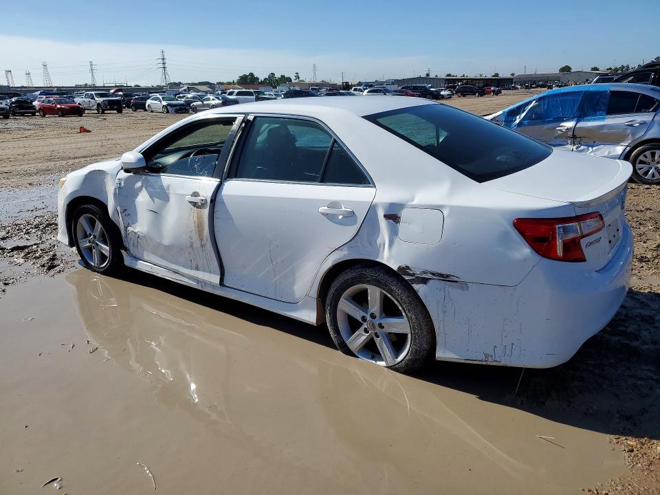 Photo 2 from auction – 2014 TOYOTA CAMRY with VIN 4T1BF1FK9EU820112