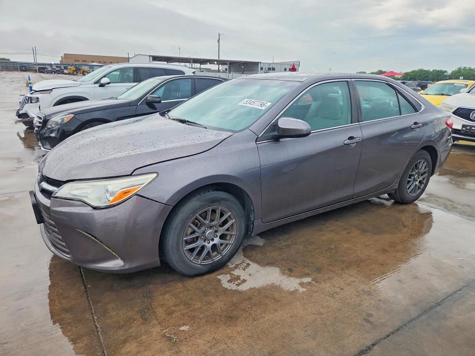TOYOTA CAMRY 2015 with VIN 4T4BF1FKXFR480802 - Photo from auction