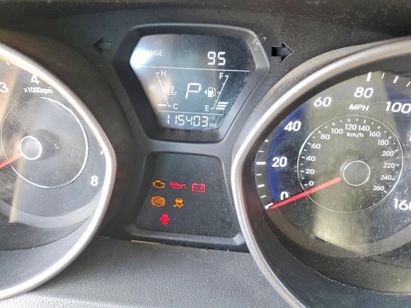 Photo 9 from auction – 2016 HYUNDAI ELANTRA with VIN 5NPDH4AE4GH700208