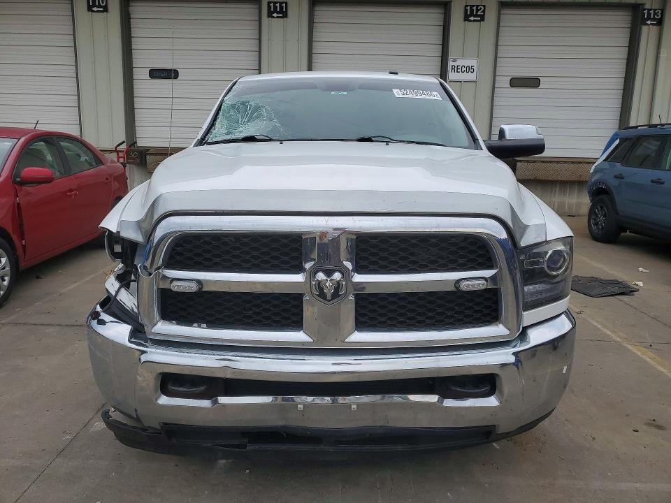 Photo 5 from auction – 2014 RAM 2500 with VIN 3C6UR5JL9EG301972