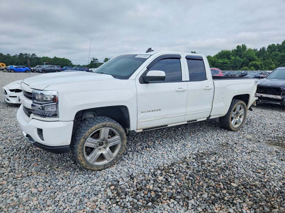 CHEVROLET SILVERADO 2016 with VIN 1GCVKREC0GZ140644 - Photo from auction