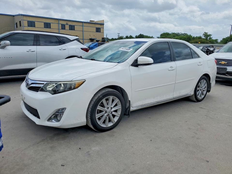 TOYOTA CAMRY 2014 with VIN 4T1BK1FKXEU539433 - Photo from auction