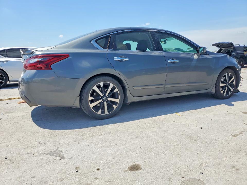 Photo 3 from auction – 2018 NISSAN ALTIMA with VIN 1N4AL3AP6JC104636