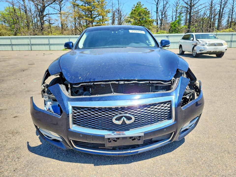 Photo 5 from auction – 2016 INFINITI Q70L with VIN JN1BY1PR0GM720643