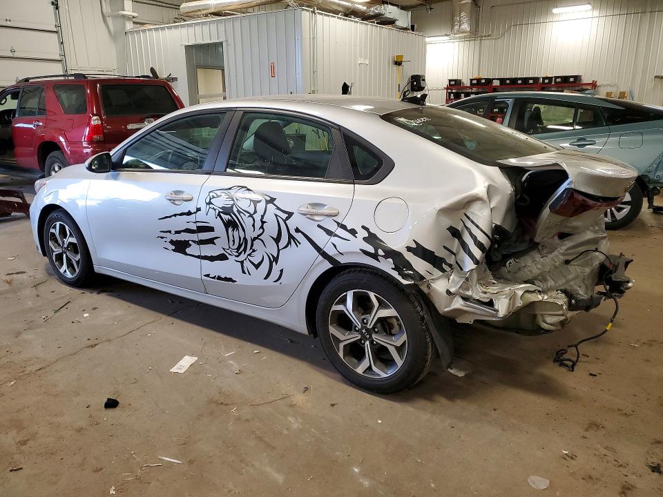 Photo 2 from auction – 2021 KIA FORTE with VIN 3KPF24AD2ME338400