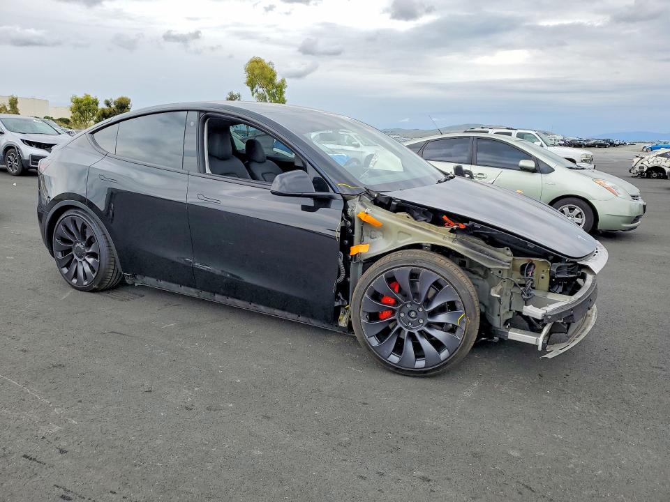 Photo 4 from auction – 2022 TESLA MODEL Y with VIN 7SAYGDEF0NF484797
