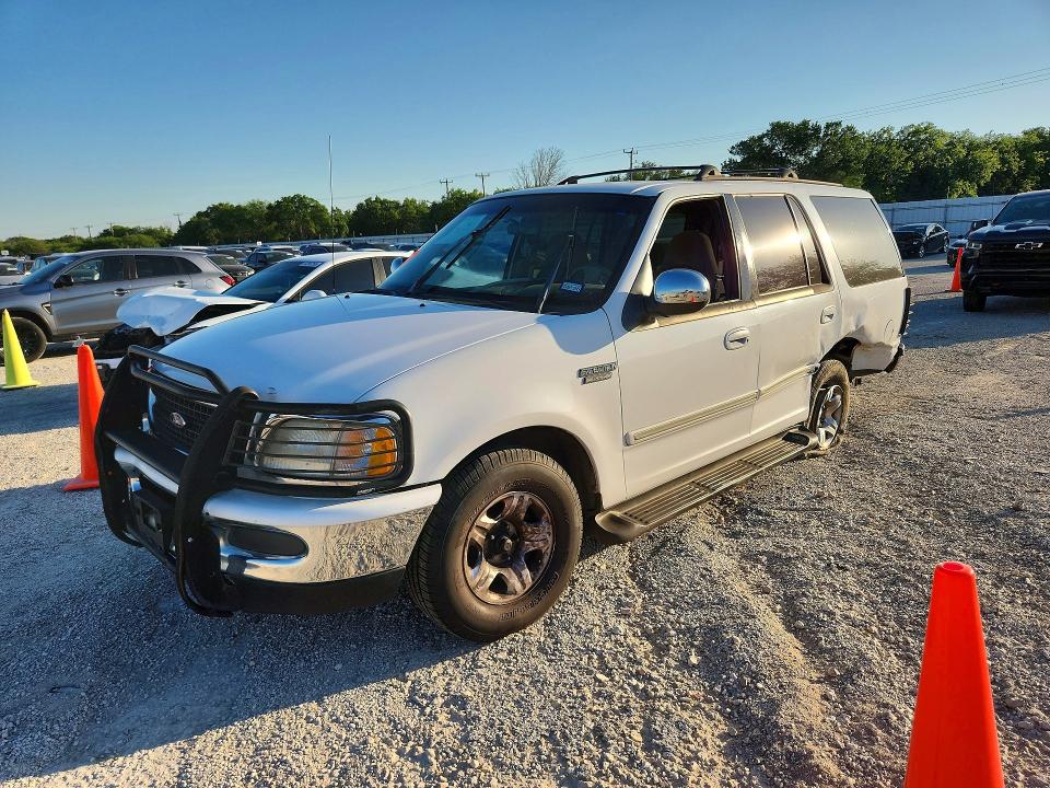 FORD EXPEDITION 1998 with VIN 1FMRU1767WLB36060 - Photo from auction