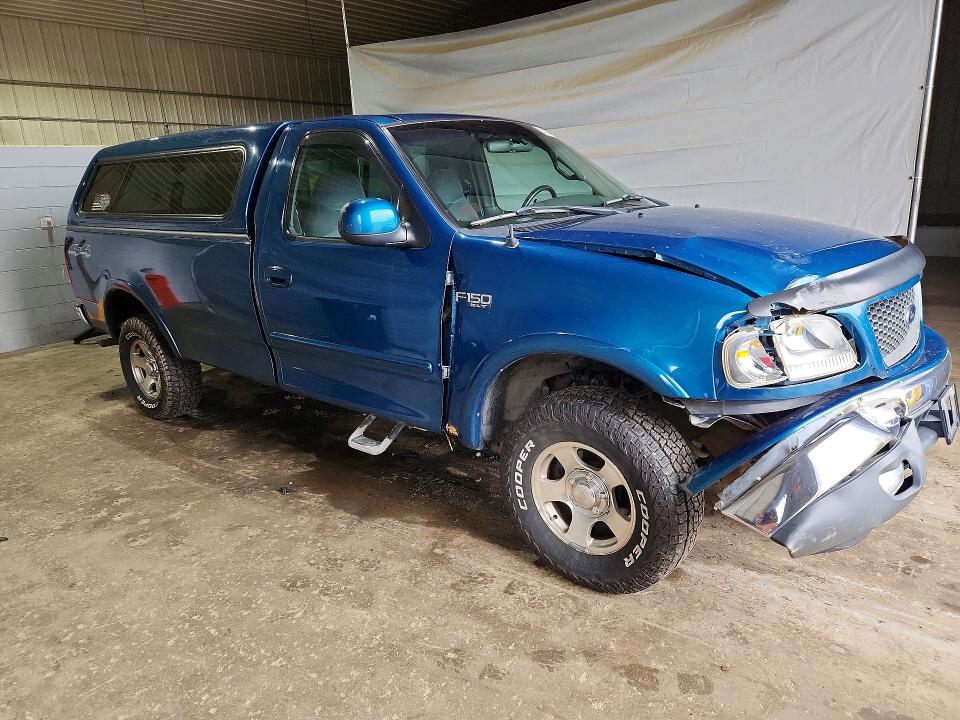 Photo 4 from auction – 2000 FORD F150 with VIN 1FTZF1829YNB02008