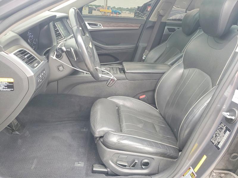 Photo 7 from auction – 2015 HYUNDAI GENESIS with VIN KMHGN4JF2FU069571