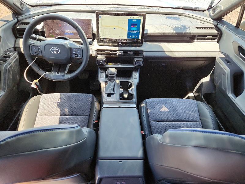 Photo 8 from auction – 2026 TOYOTA RAV4 with VIN JTM6CRAV2TJ000645