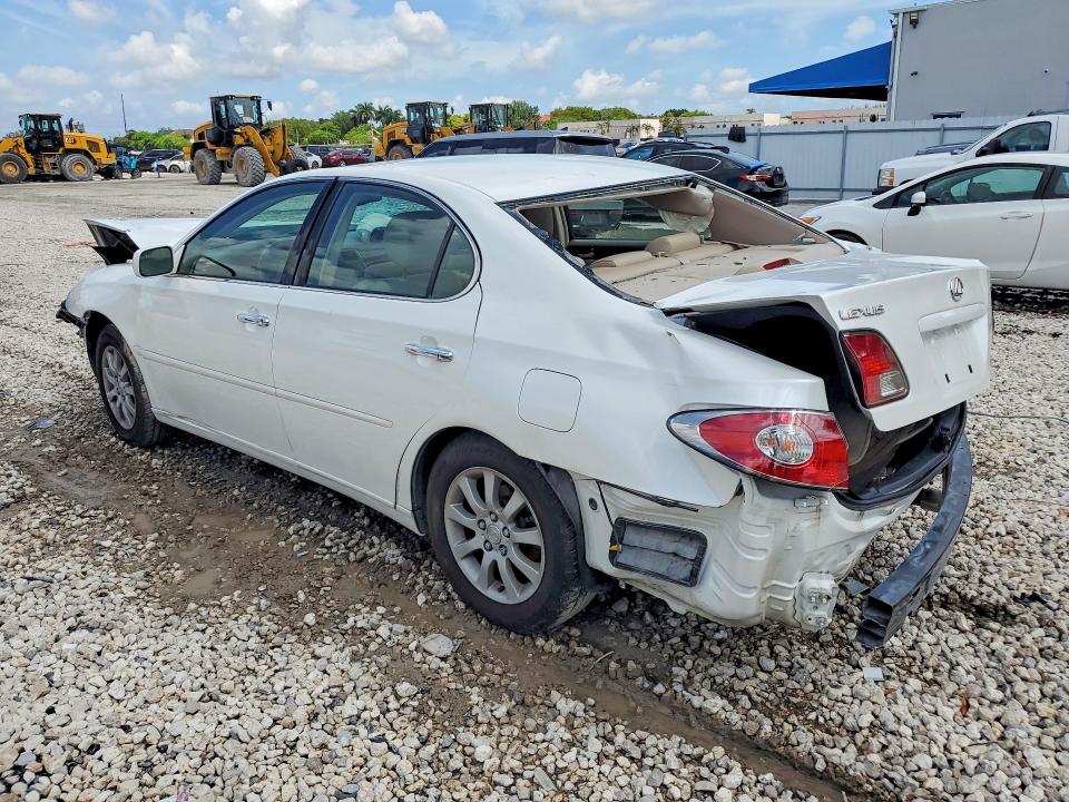 Photo 2 from auction – 2003 LEXUS ES with VIN JTHBF30G330148913