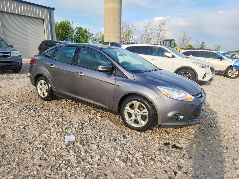 Photo 4 from auction – 2013 FORD FOCUS with VIN 1FADP3F27DL272594