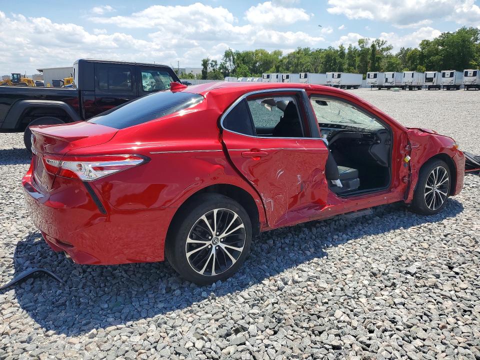 Photo 3 from auction – 2020 TOYOTA CAMRY with VIN 4T1G11AK4LU351505