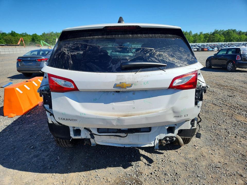 Photo 6 from auction – 2020 CHEVROLET EQUINOX with VIN 3GNAXUEV4LS645590