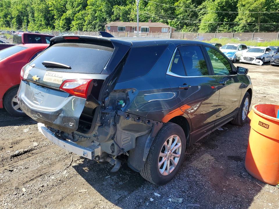 Photo 3 from auction – 2021 CHEVROLET EQUINOX with VIN 3GNAXKEV6ML300612