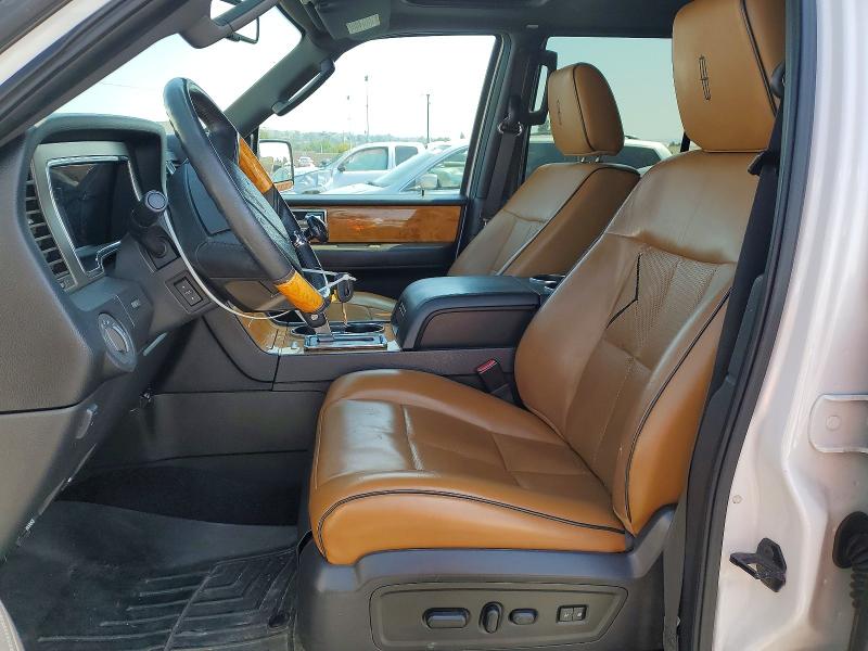 Photo 7 from auction – 2011 LINCOLN NAVIGATOR with VIN 5LMJJ2H59BEJ06930