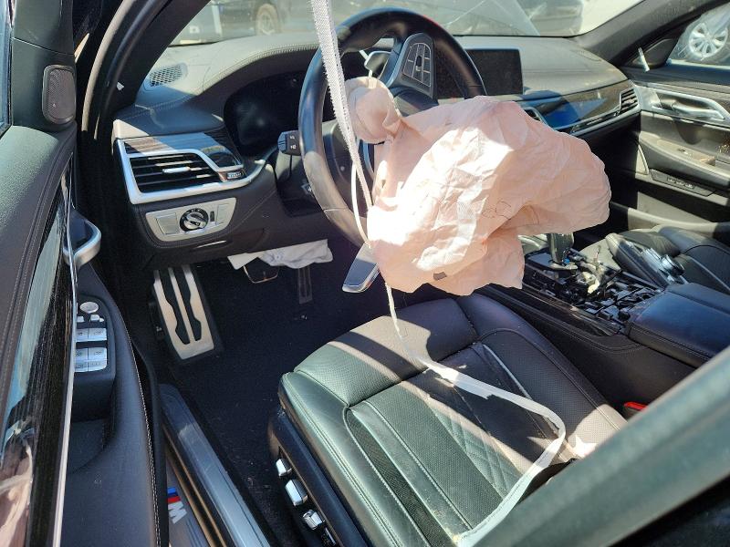Foto 8 de la subasta – 2022 BMW 750 con VIN WBA7U2C09NCK79994