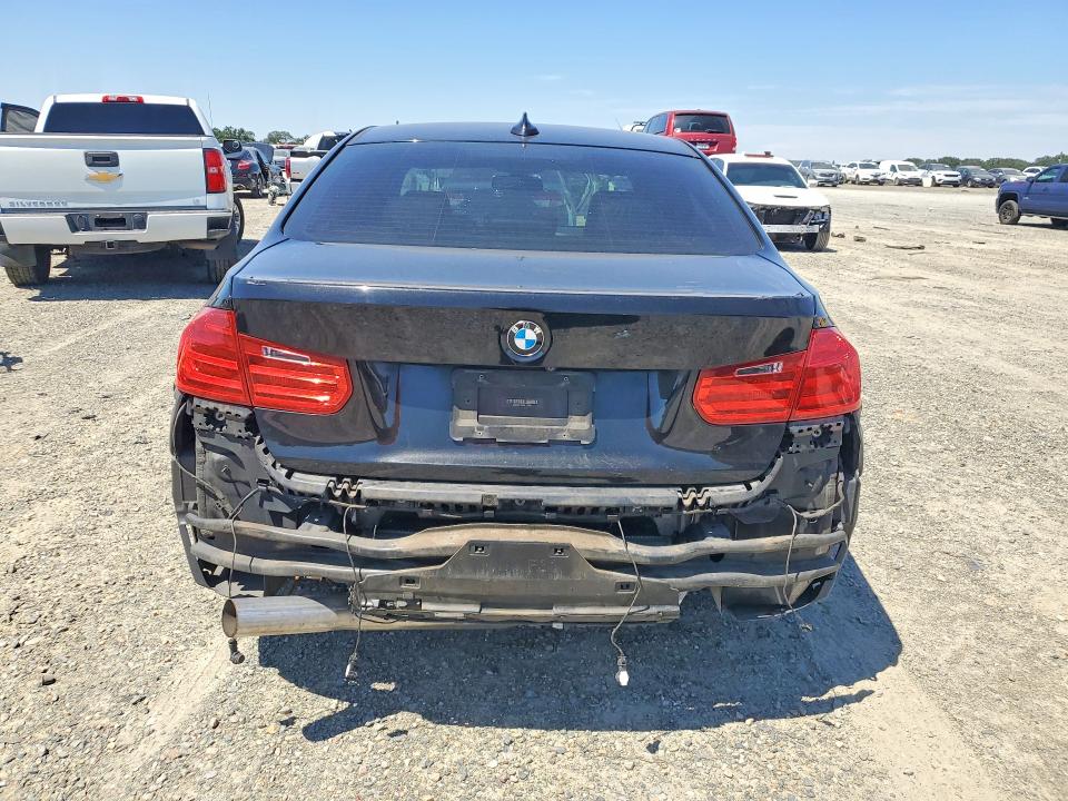 Photo 6 from auction – 2014 BMW 328 with VIN WBA3C1C50EK111030