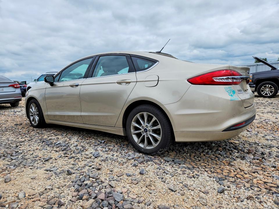 Photo 2 from auction – 2017 FORD FUSION with VIN 3FA6P0H73HR374952