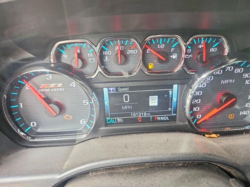 Photo 9 from auction – 2018 CHEVROLET SILVERADO with VIN 3GCUKREC4JG515731