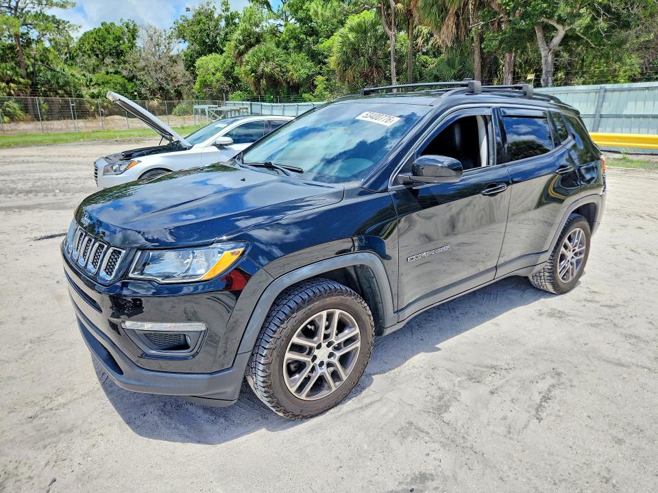 JEEP COMPASS 2017 with VIN 3C4NJDBB2HT640475 - Photo from auction