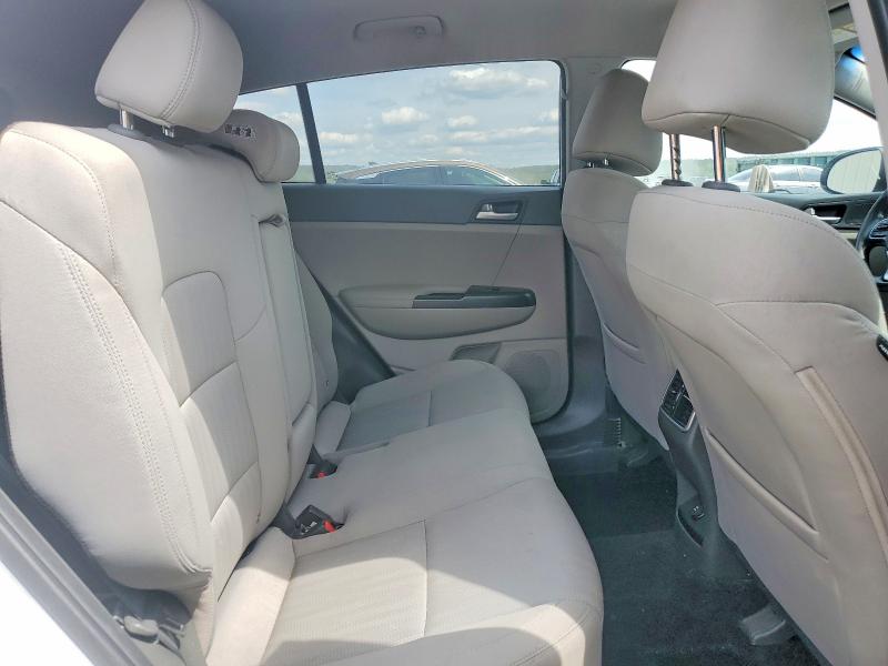 Photo 11 from auction – 2017 KIA SPORTAGE with VIN KNDPM3AC1H7276770
