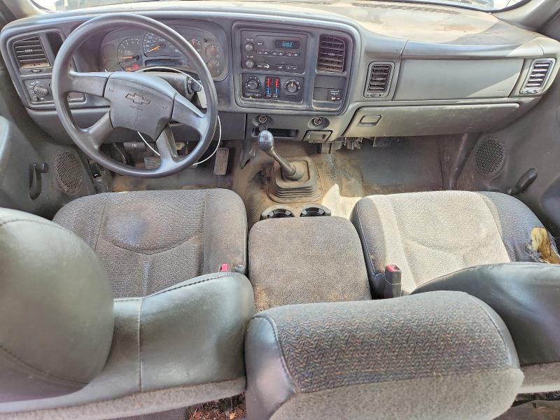 Photo 8 from auction – 2005 CHEVROLET SILVERADO with VIN 1GCHC29U95E344285