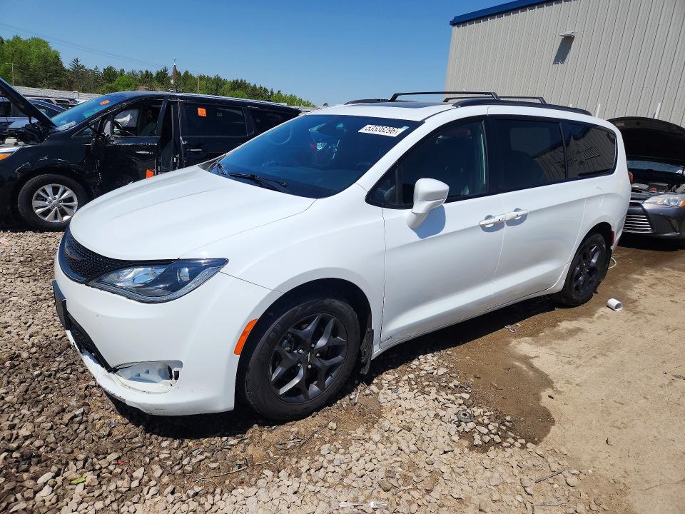 CHRYSLER PACIFICA 2020 with VIN 2C4RC1EG2LR252563 - Photo from auction