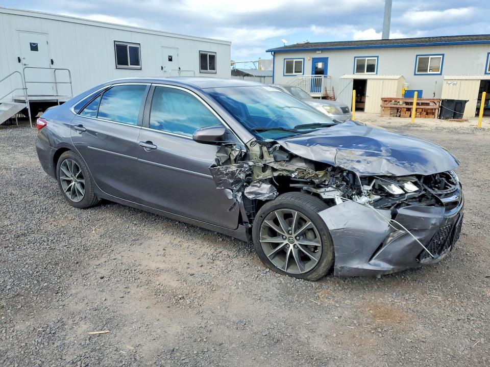 Photo 4 from auction – 2015 TOYOTA CAMRY with VIN 4T1BK1FK2FU566384