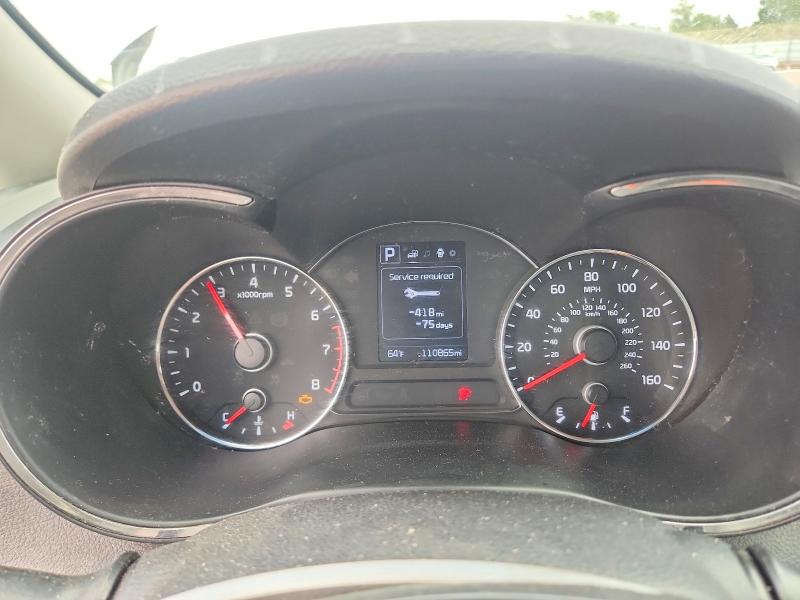 Photo 9 from auction – 2018 KIA FORTE with VIN 3KPFL4A77JE165041
