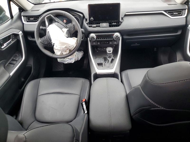 Photo 8 from auction – 2025 TOYOTA RAV4 with VIN 2T3A1RFV2SW615382