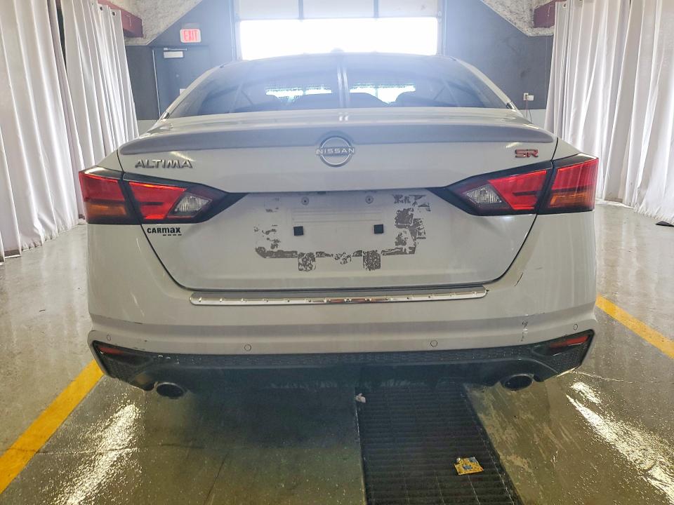 Photo 6 from auction – 2023 NISSAN ALTIMA with VIN 1N4BL4CV2PN333544