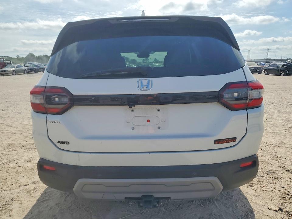 Photo 6 from auction – 2025 HONDA PILOT with VIN 5FNYG1H66SB070202