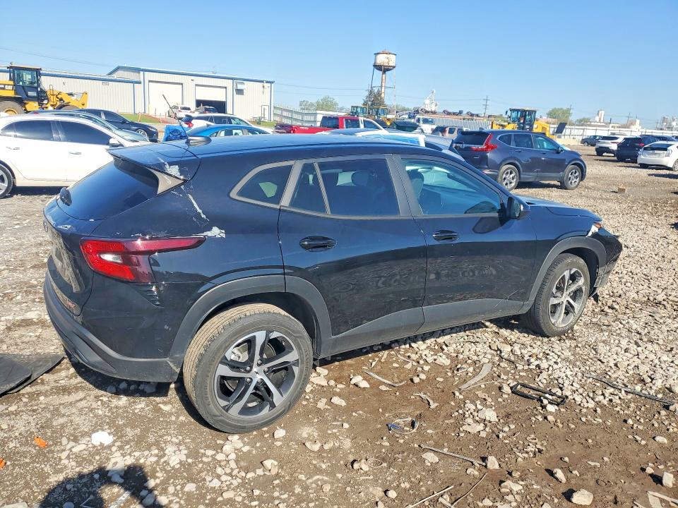 Photo 3 from auction – 2024 CHEVROLET TRAX with VIN KL77LGE21RC150264