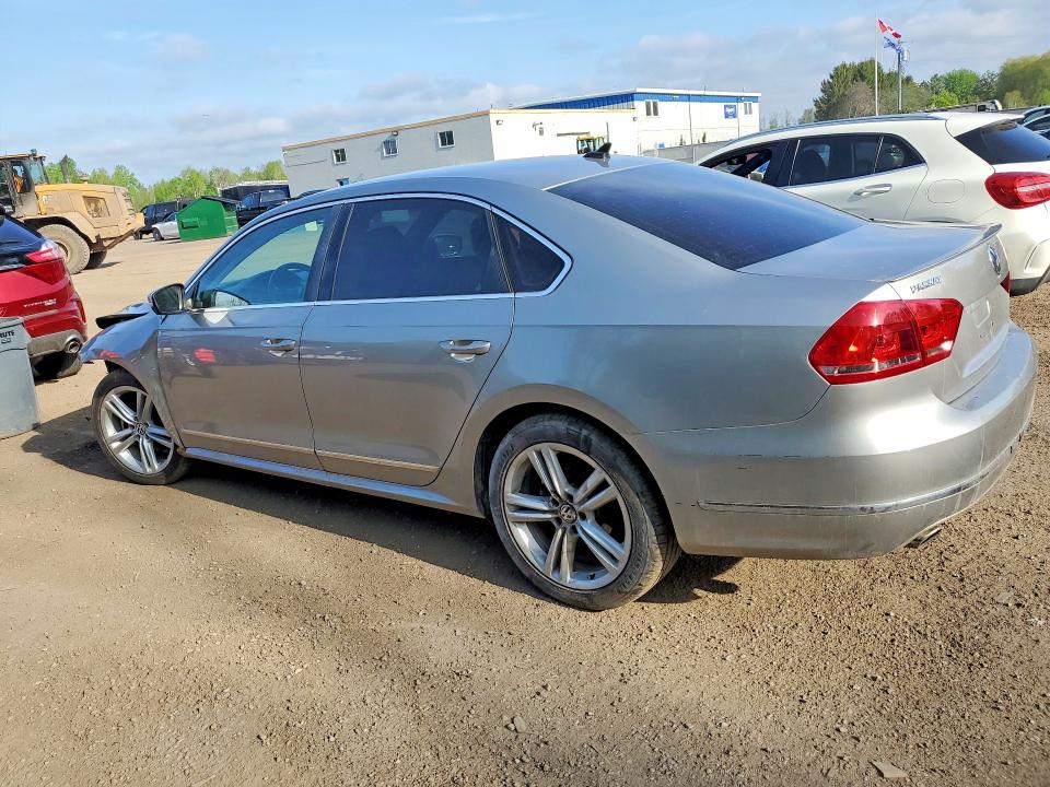 Photo 2 from auction – 2014 VOLKSWAGEN PASSAT with VIN 1VWCN7A31EC021197