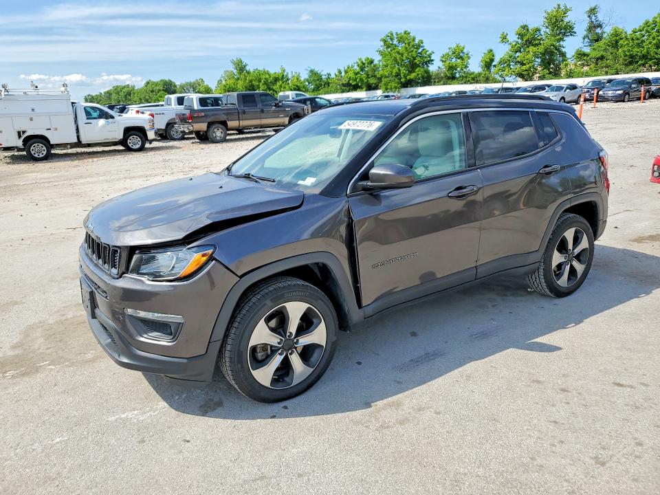 JEEP COMPASS 2019 with VIN 3C4NJDBB2KT654111 - Photo from auction