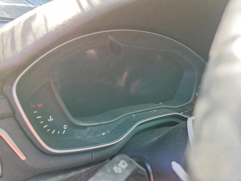 Photo 9 from auction – 2018 AUDI A4 with VIN WAUENAF43JN004827