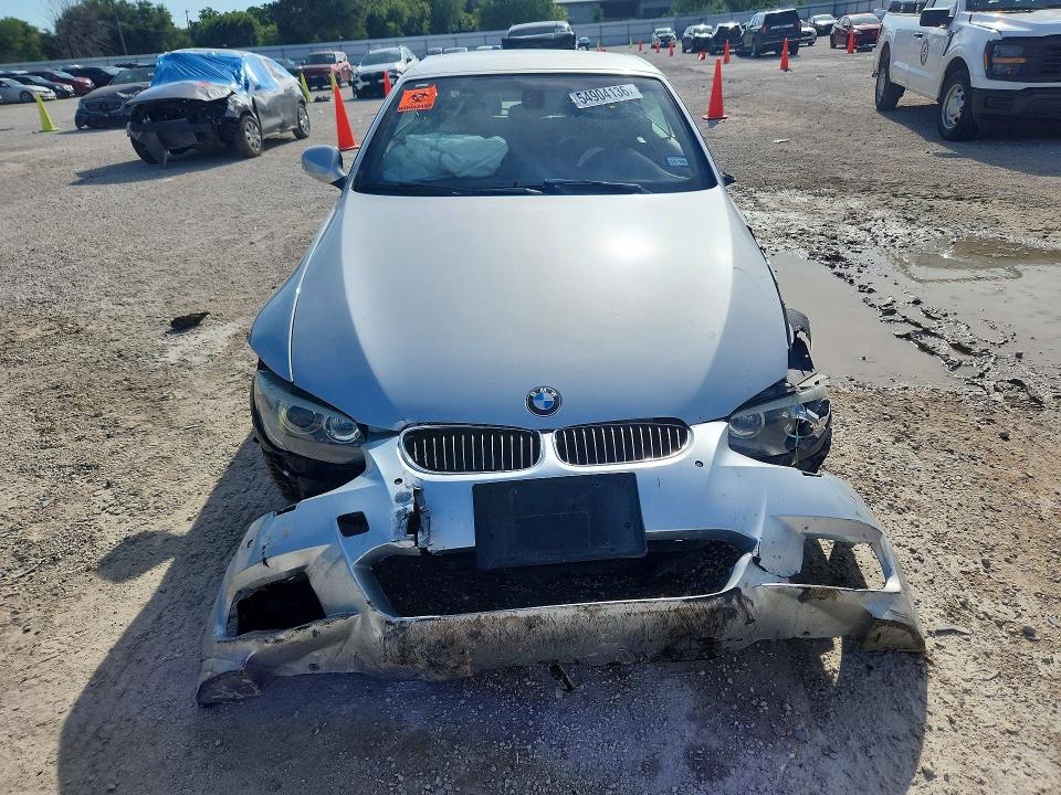 Photo 5 from auction – 2011 BMW 335 with VIN WBADX7C55BE743740