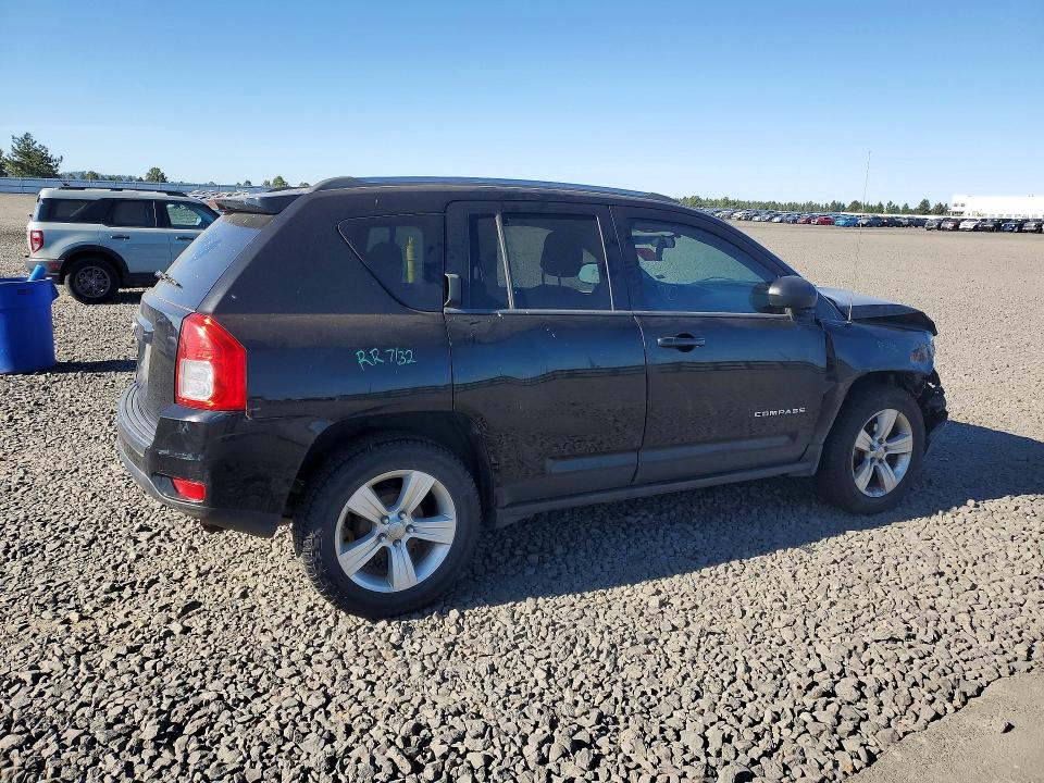 Photo 3 from auction – 2012 JEEP COMPASS with VIN 1C4NJCBA7CD601039