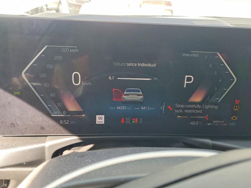 Photo 9 from auction – 2023 BMW 330XI with VIN 3MW89FF08P8C98605