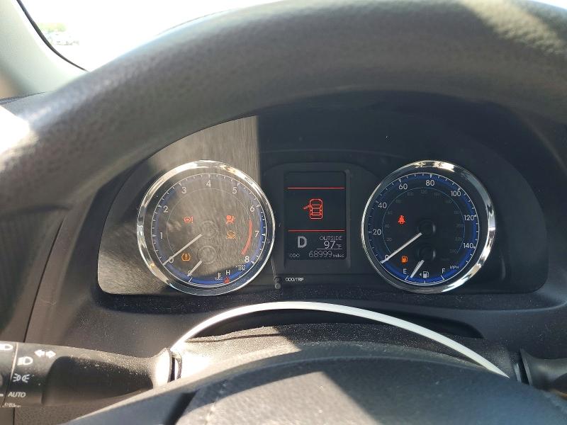 Photo 9 from auction – 2019 TOYOTA COROLLA with VIN 5YFBURHE1KP949860
